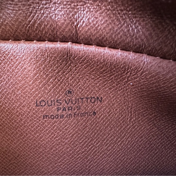 Auth Louis Vuitton pouch clutch bag - Picture 8 of 9